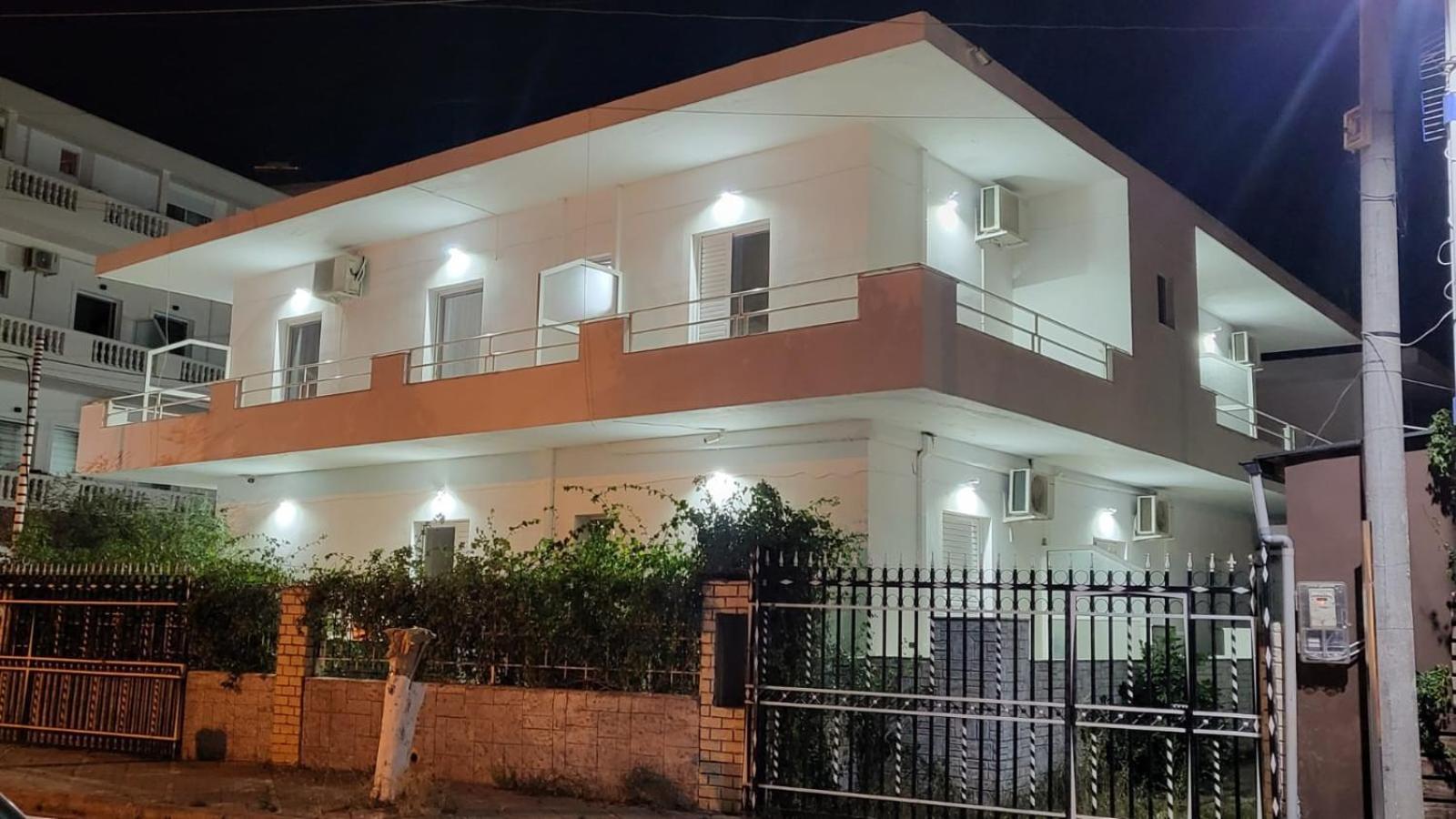 Vila Era Ksamil Luaran gambar